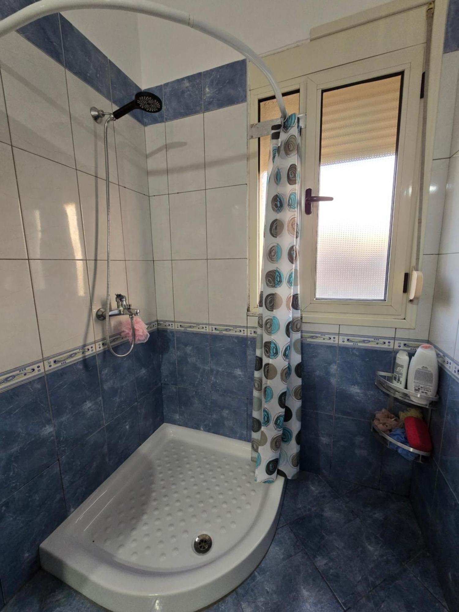 Vlorë Modern , Quiet , Family Friendly & Fully Furnished Apartment מראה חיצוני תמונה